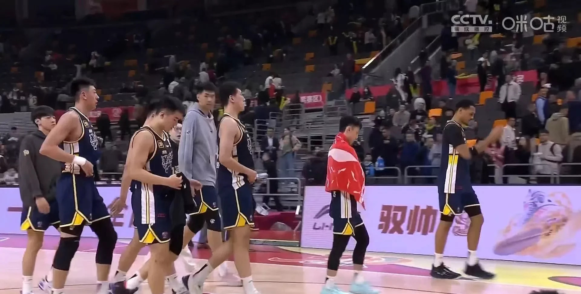 开云下载-吉林队客场战胜对手，积极备战淘汰赛