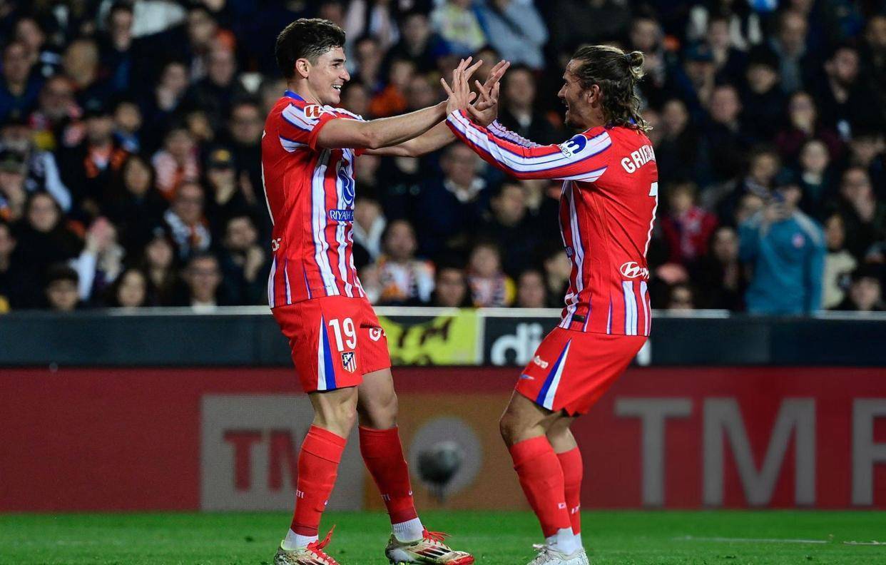 关于里昂主场逆转瑟雷斯,保持不败纪录的信息 关于里昂主场逆转瑟雷斯,保持不败纪录的信息