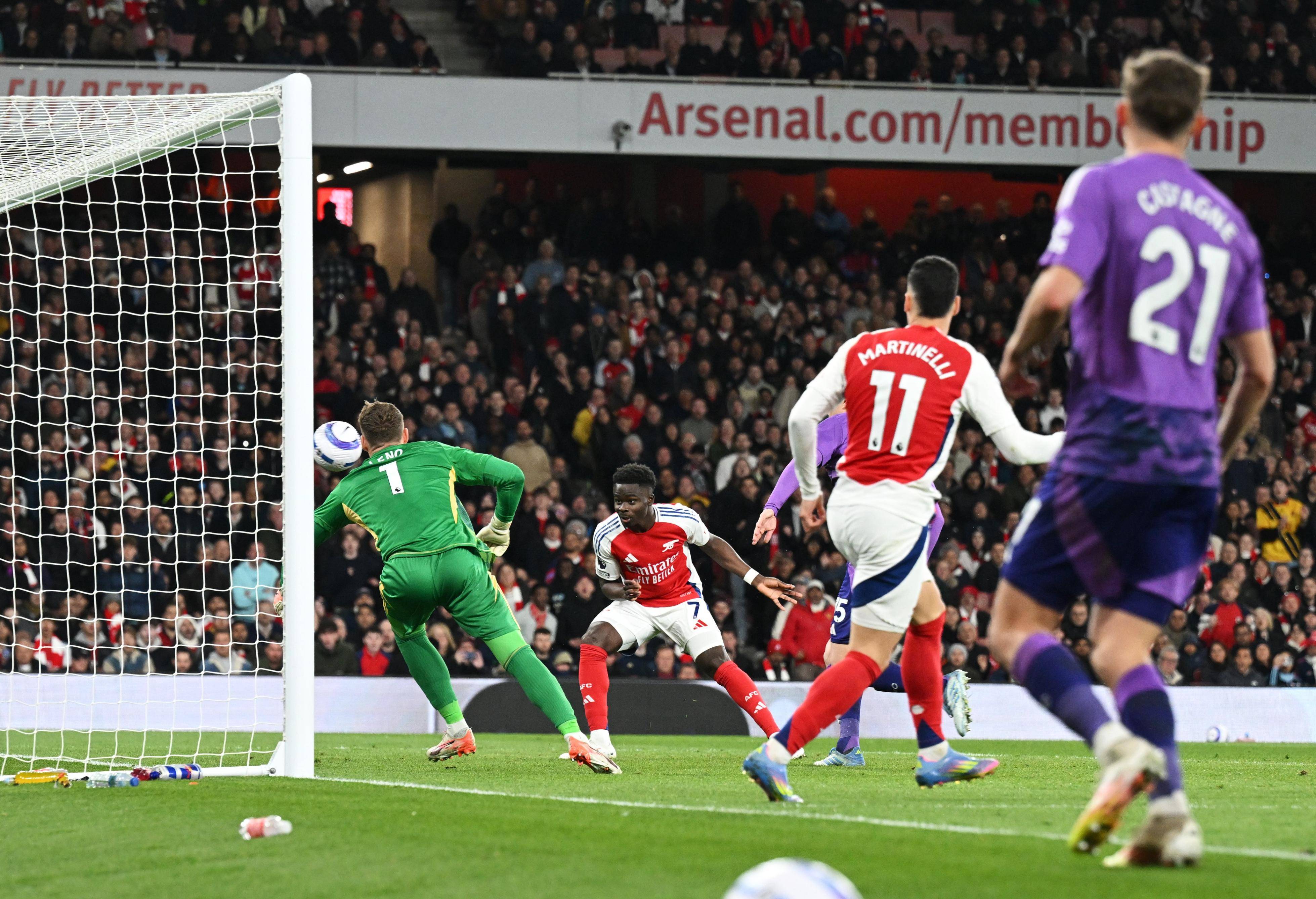 开云体育官方网站-巨星闪耀！球场上的风采无人能敌的简单介绍