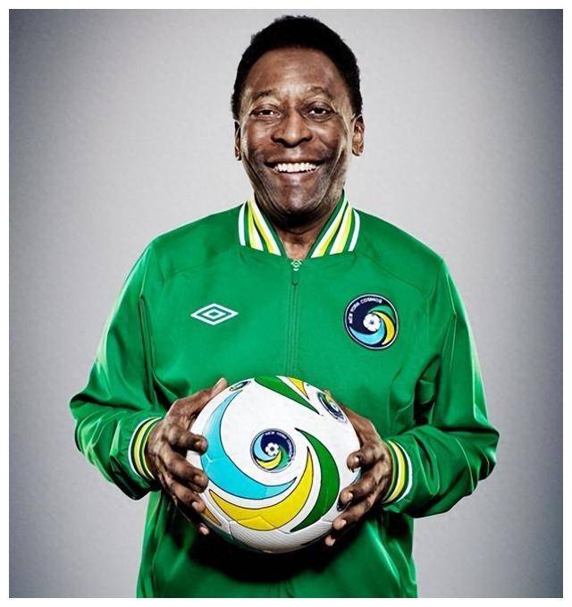 巨星闪耀!球场上的风采无人能敌的简单介绍 巨星闪耀!球场上的风采无人能敌的简单介绍