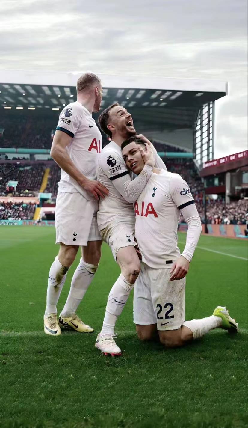 巴伦西亚斩获胜利,继续领跑 巴伦西亚斩获胜利,继续领跑