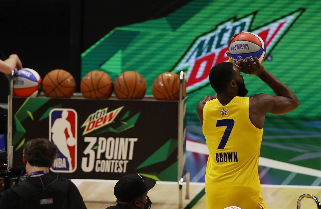 开云体育中国-尼斯将在主场迎战里昂，力争全取三分