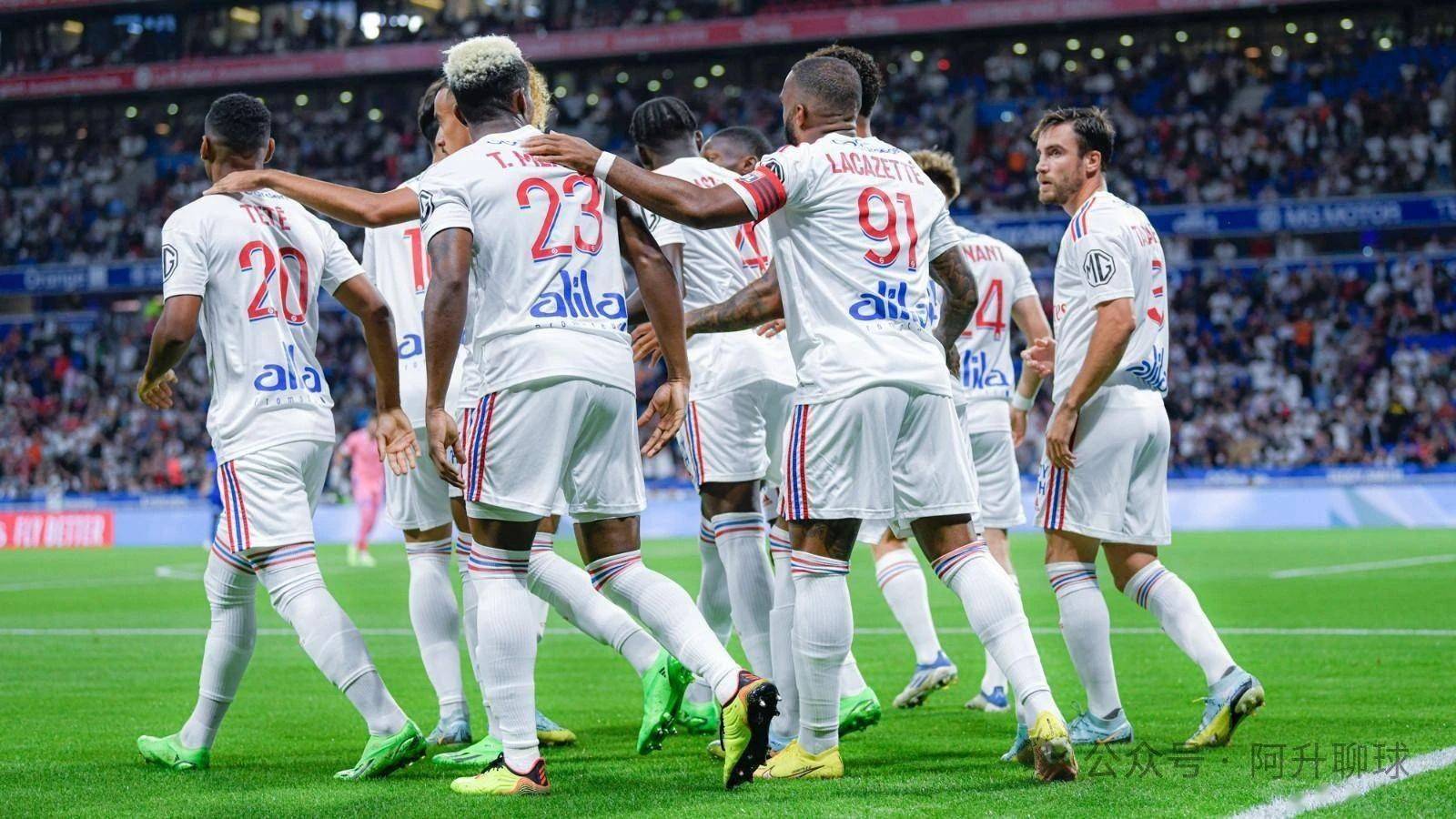 关于巴黎FC队主场大胜里昂,继续领先积分榜的信息 关于巴黎FC队主场大胜里昂,继续领先积分榜的信息
