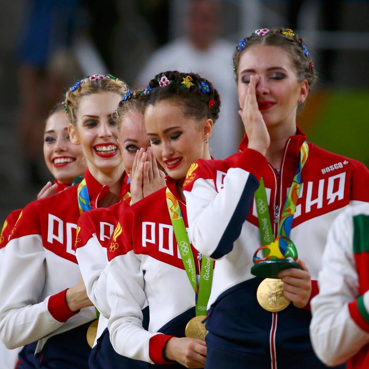 俄罗斯体操选手优雅表现，获得高分