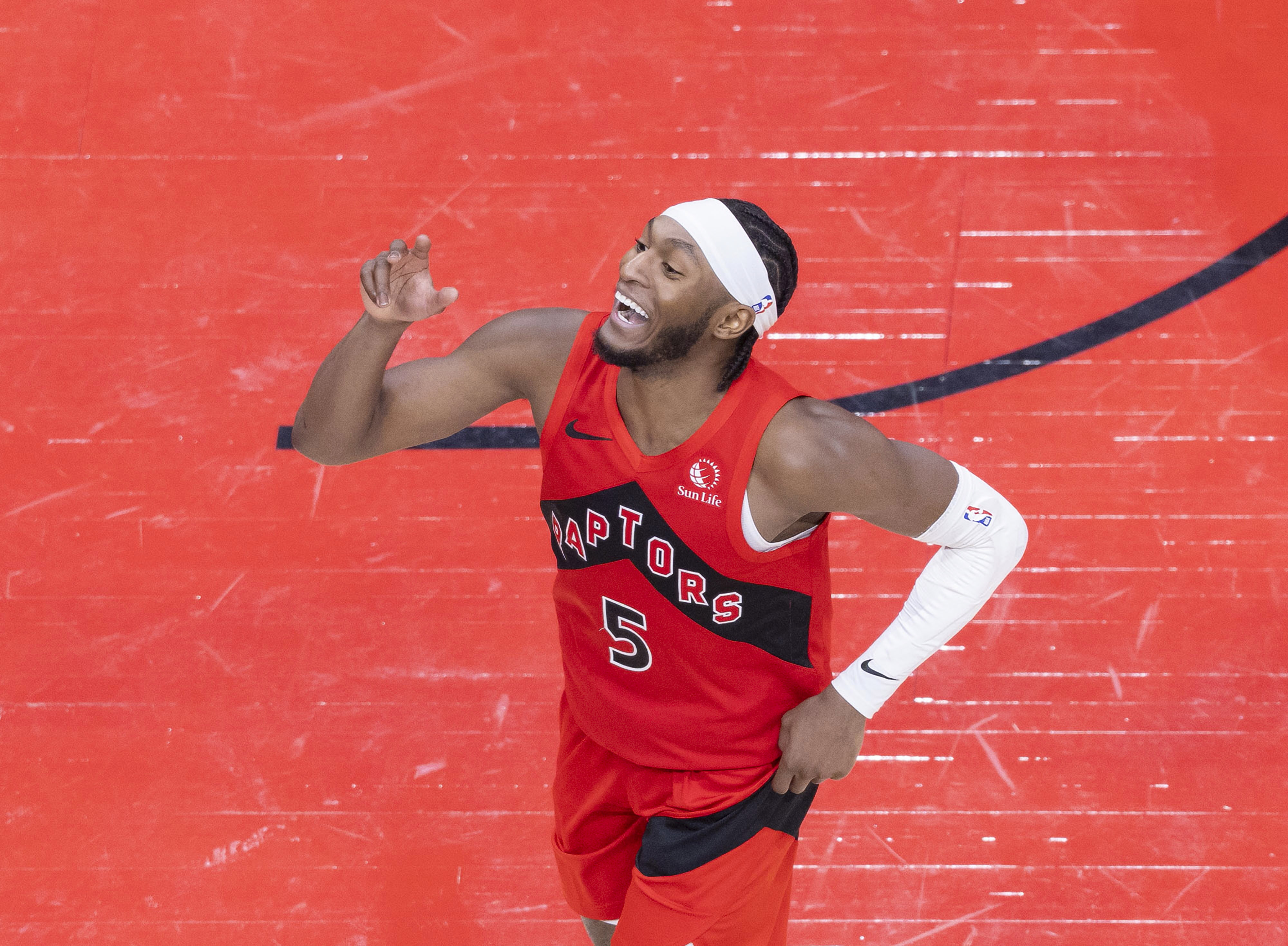 猛龙客场惨败雷霆，战绩再次下滑