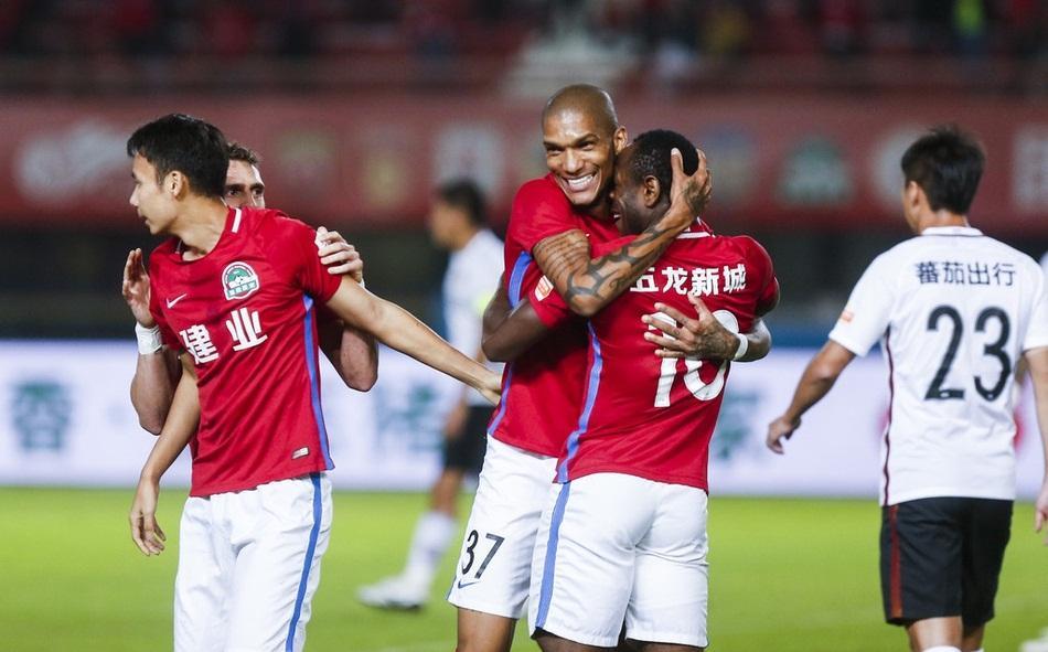 华夏幸福主场击败建业，积分榜上升