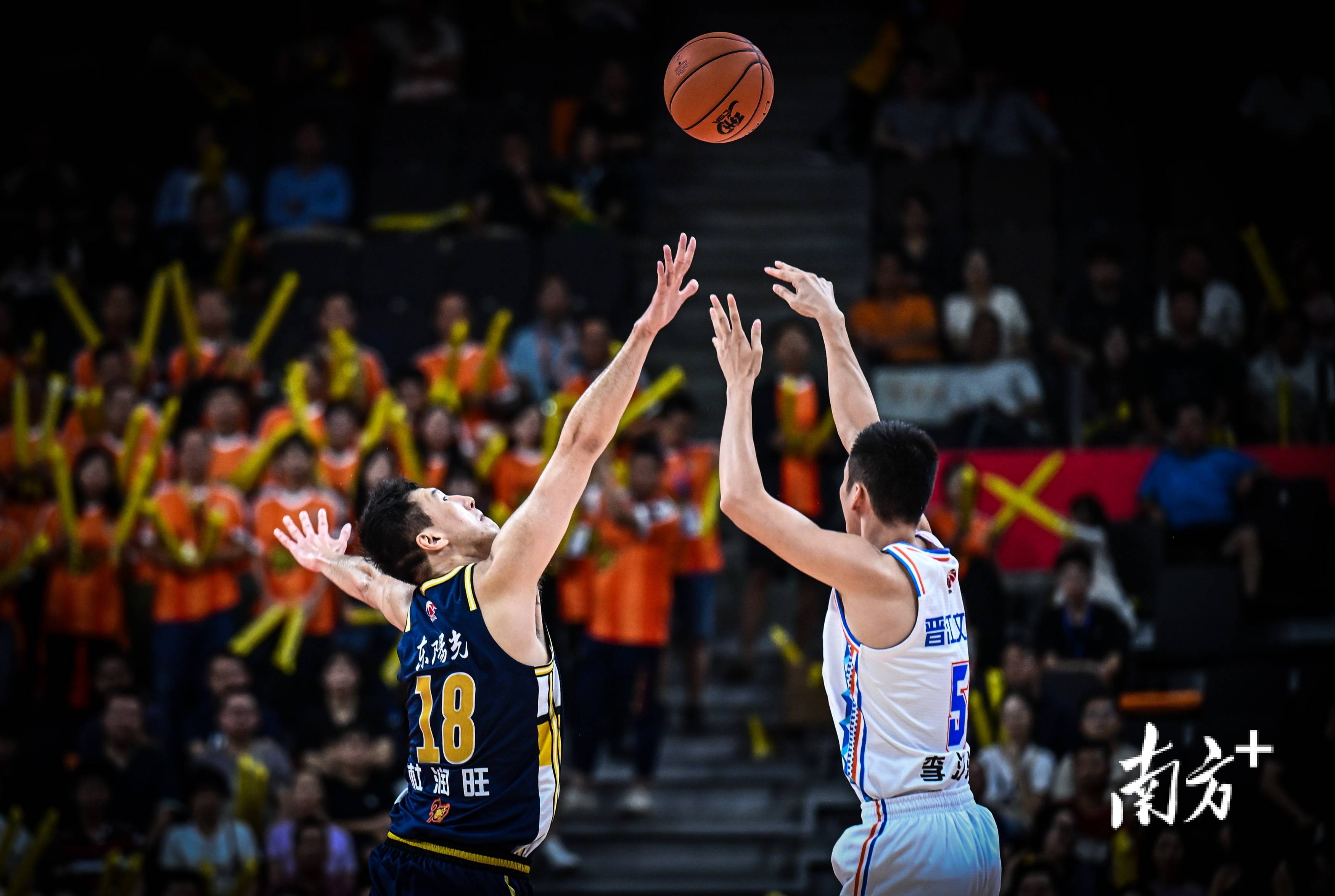 热门球队取得连胜,冲击联赛前列位置的简单介绍 热门球队取得连胜,冲击联赛前列位置的简单介绍