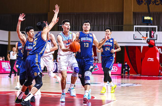 包含汉堡队主场大胜,连胜势头强劲的词条 包含汉堡队主场大胜,连胜势头强劲的词条