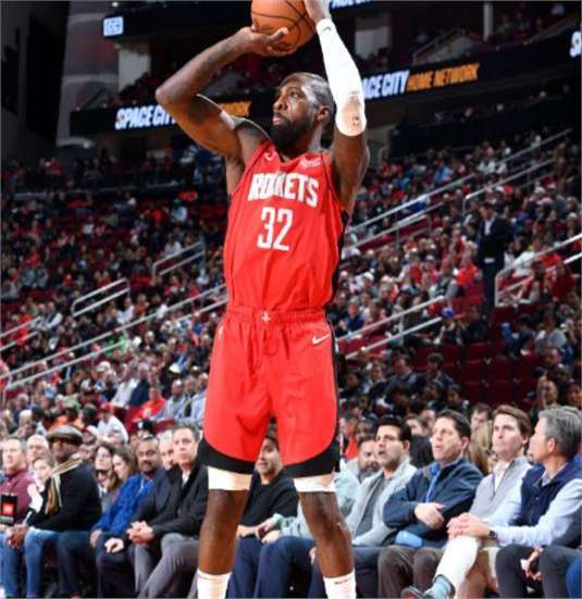 开云体育官方网站-包含印第安纳队中锋表现出色，稳定球队内线的词条