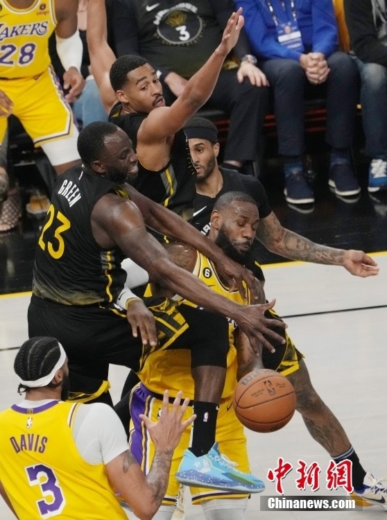 开云体育在线-湖北队在客场战胜四川队，取得开门红