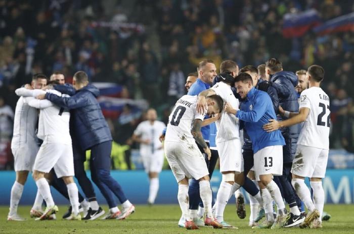 包含欧预赛热门战报:意大利力克瑞典,晋级前景一片光明的词条 包含欧预赛热门战报:意大利力克瑞典,晋级前景一片光明的词条