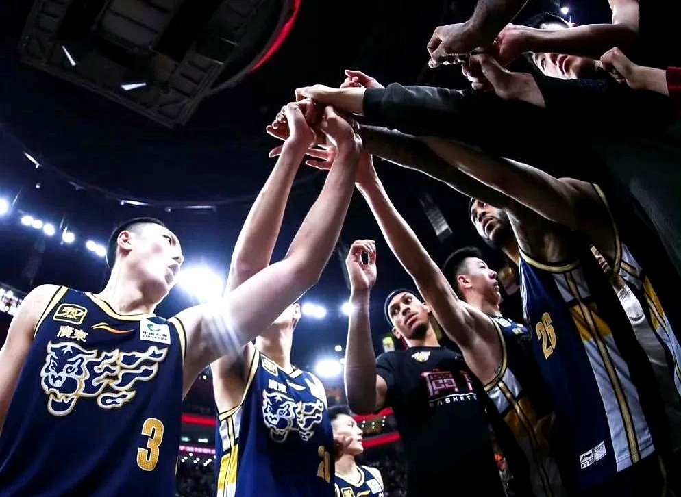 开云下载-强队对决火热展开，精彩对抗纷呈的简单介绍