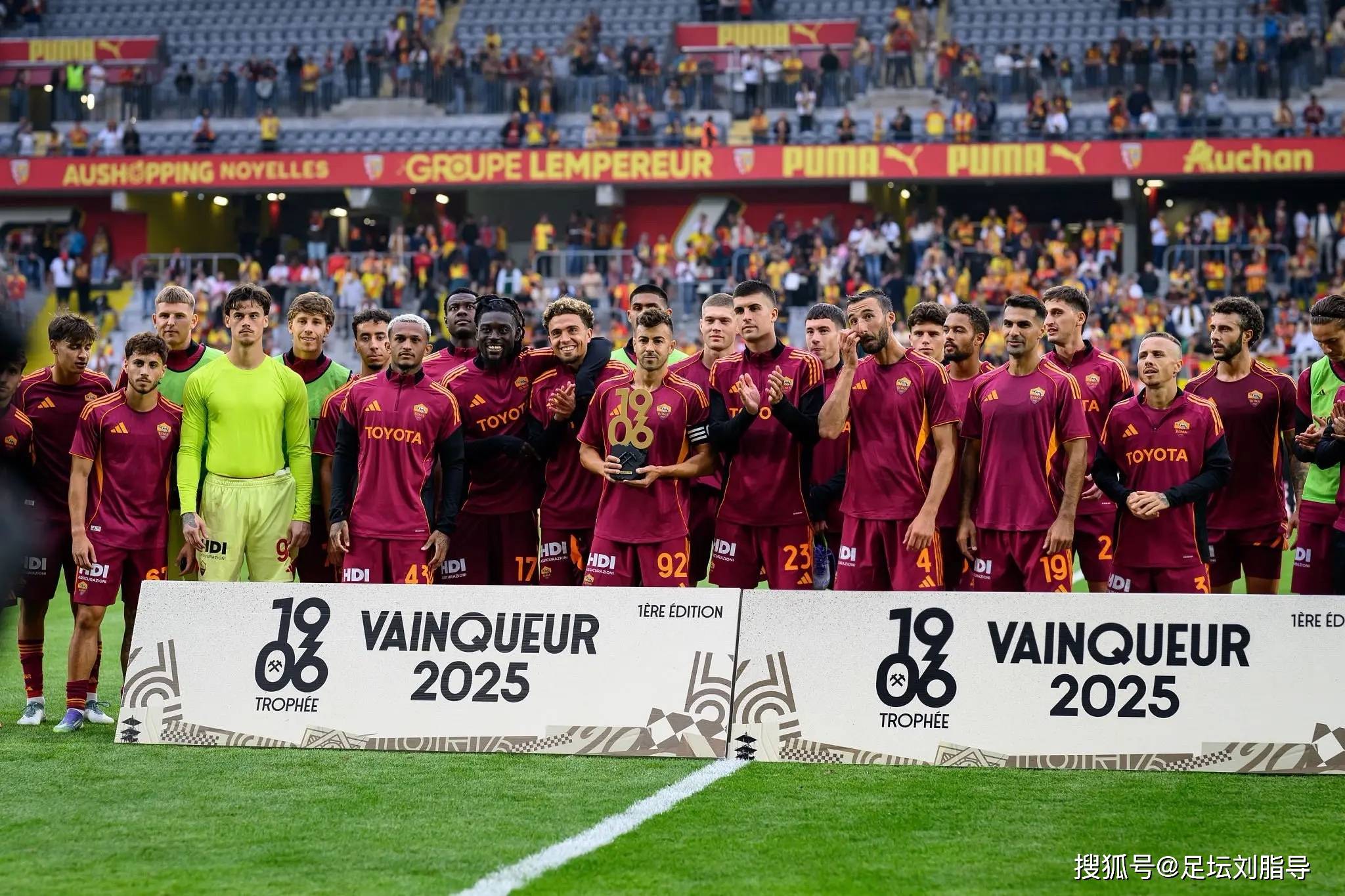 罗马中场球员加盟瓦伦西亚,期待新挑战的简单介绍 罗马中场球员加盟瓦伦西亚,期待新挑战的简单介绍