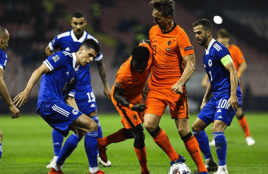 欧国联赛战况激烈,球队展现实力 欧国联赛战况激烈,球队展现实力