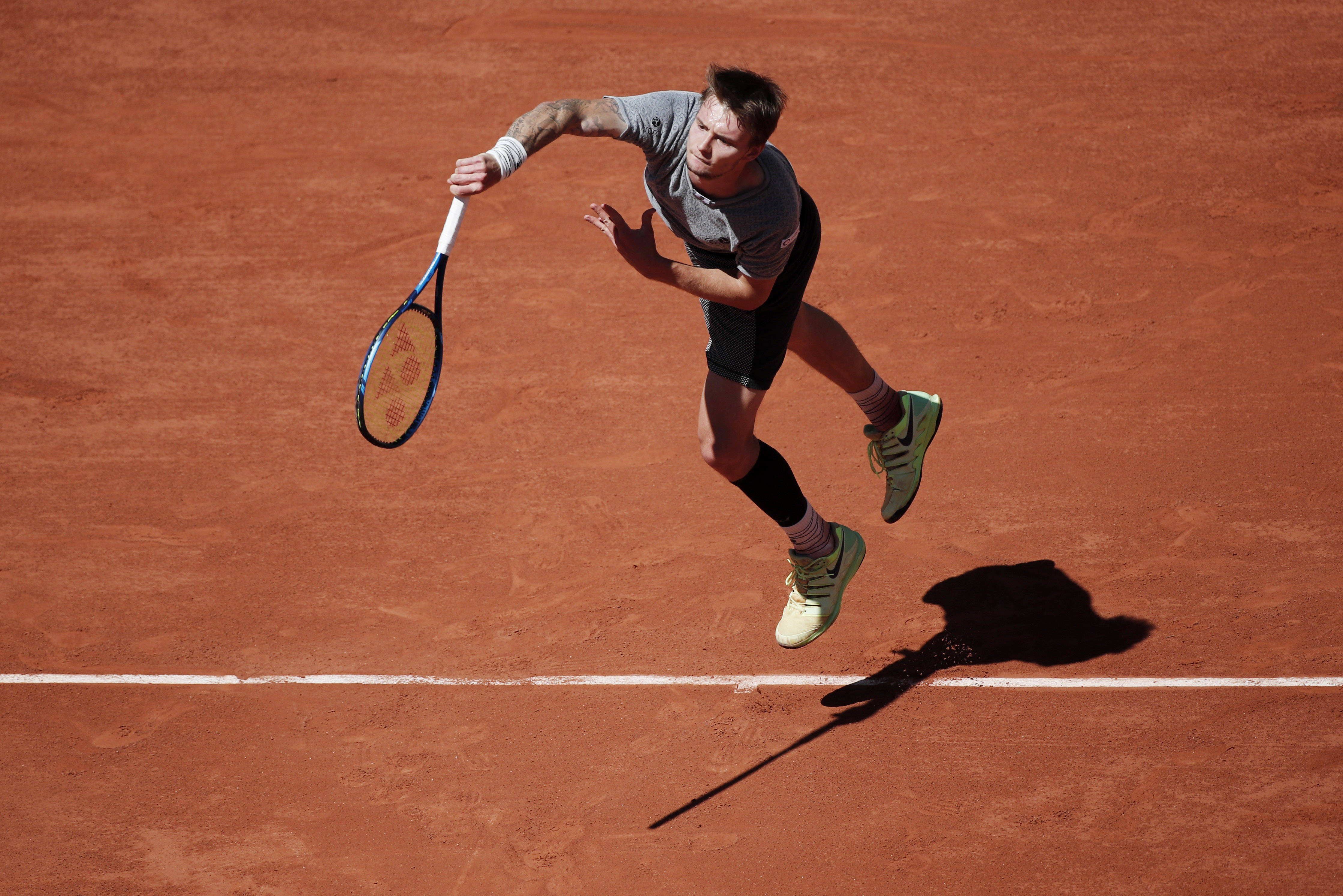 开云下载-法国网球队完胜意大利网球队，梅德韦杰夫打破历史纪录的简单介绍