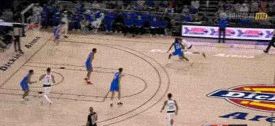 独行侠横扫爵士,费沃斯送出助攻的简单介绍 独行侠横扫爵士,费沃斯送出助攻的简单介绍