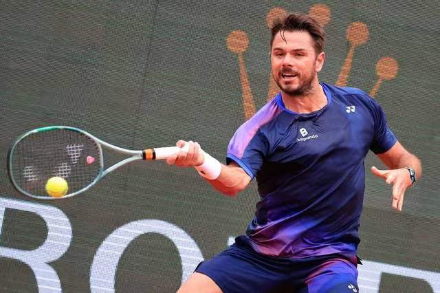 包含澳大利亚网球队爆冷世界网球队，瓦林卡打破历史纪录的词条