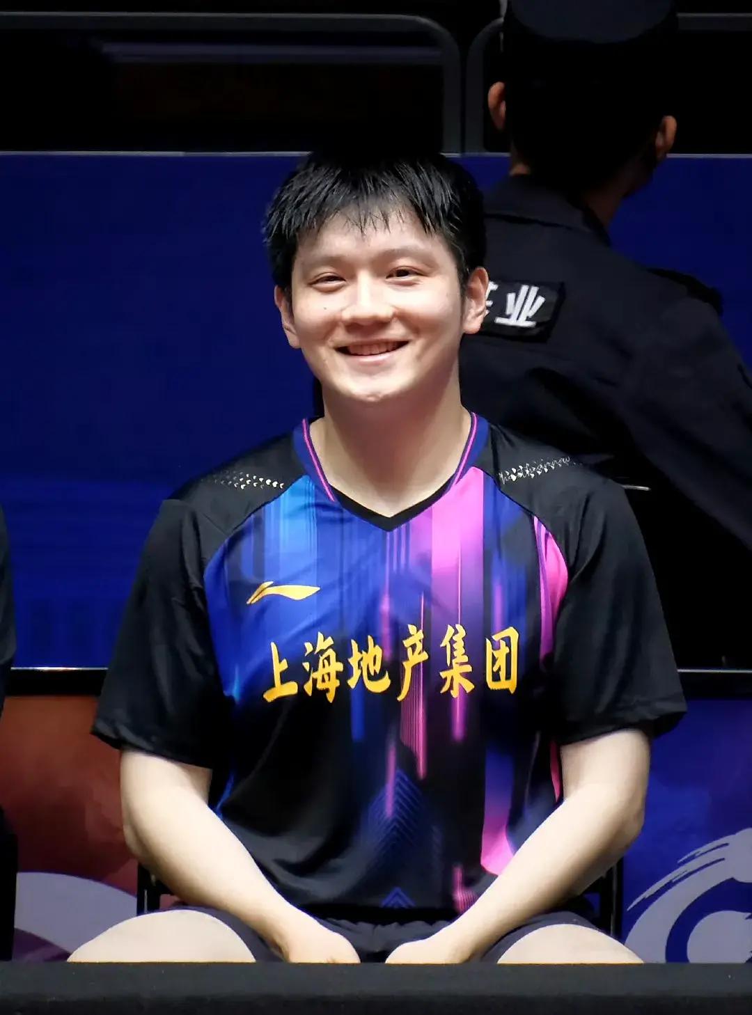 法国队碾压波兰队，樊振东统治全场