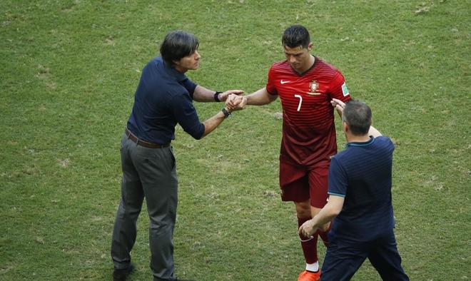 开云体育下载-塞内加尔轻取瑞典，托尼状态火热